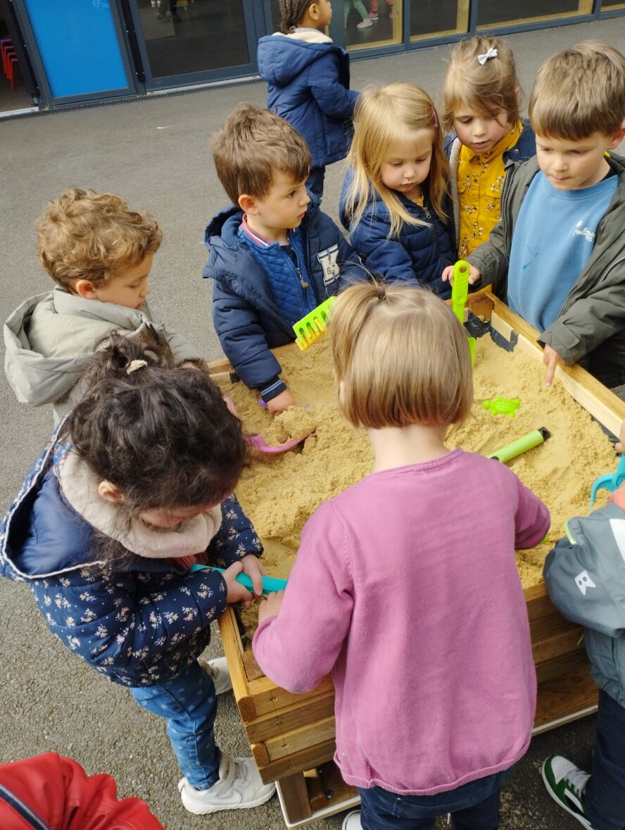 Des bacs à sable à l’école !