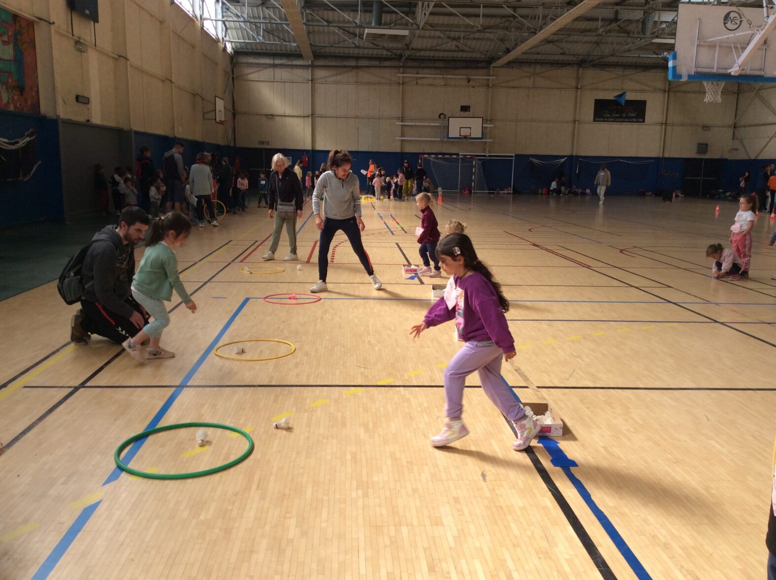 Rencontre sportive des maternelles.